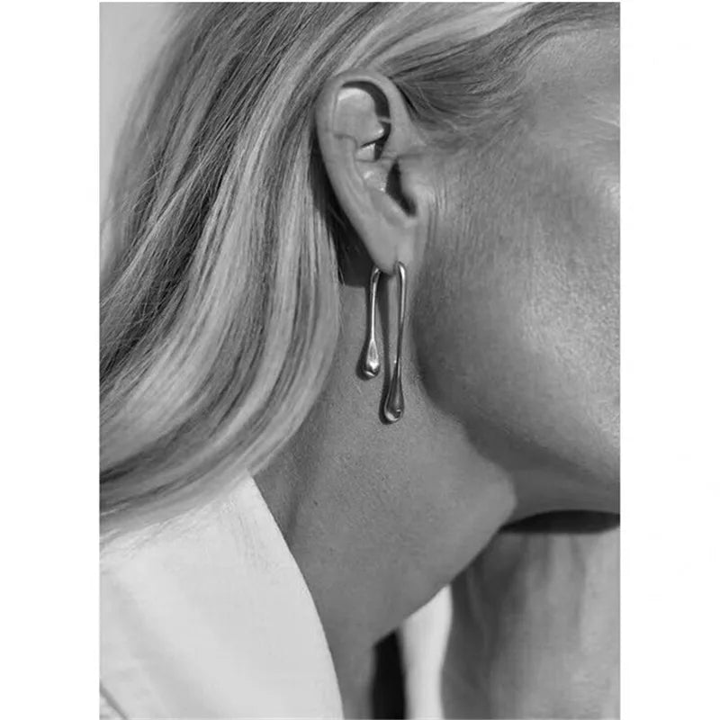 H05641d57a5ac46c59abf05e05b5bd5f2N