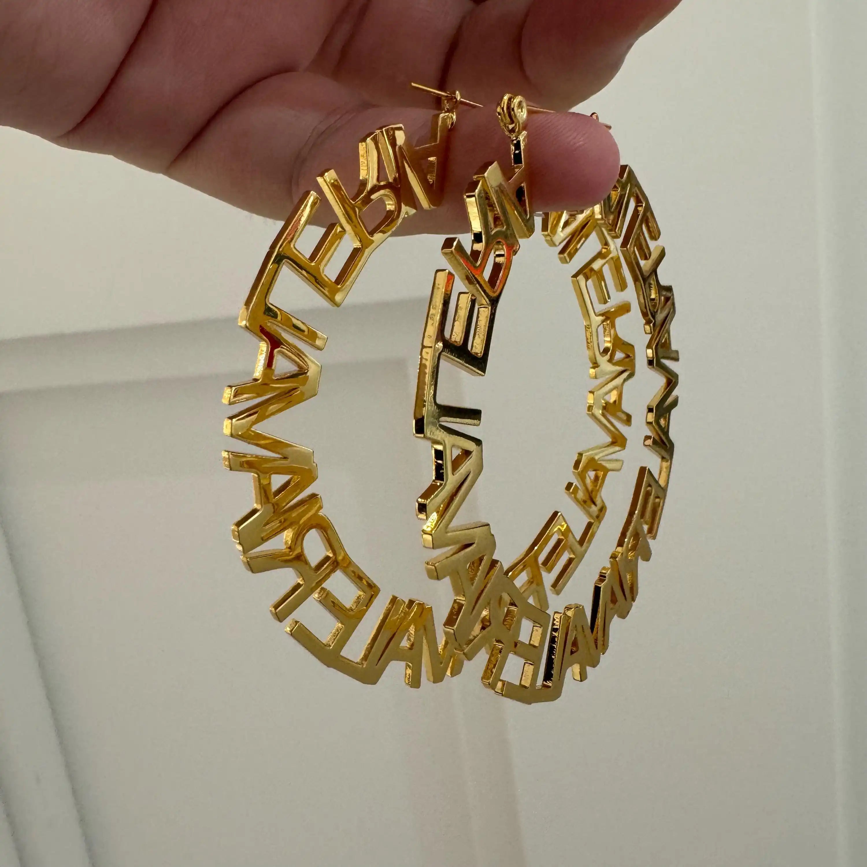 S05cd9aa67d0b4f3990e7bc61daf08179h